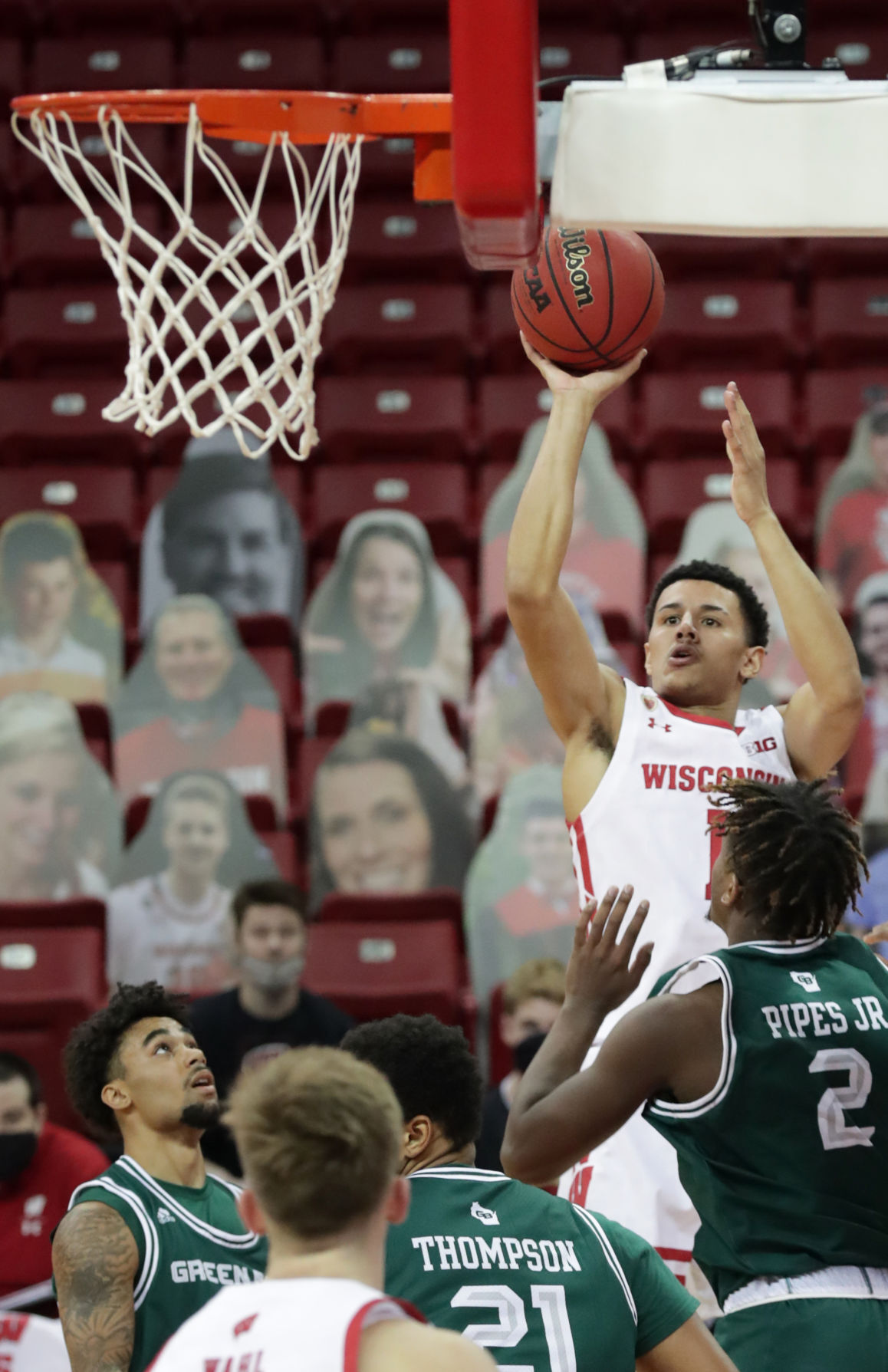 Badgers 82, Phoenix 42